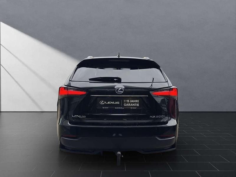 Gebraucht Lexus NX300h Executive Line 197 PS (144 kW) 2017 Schwarz SUV