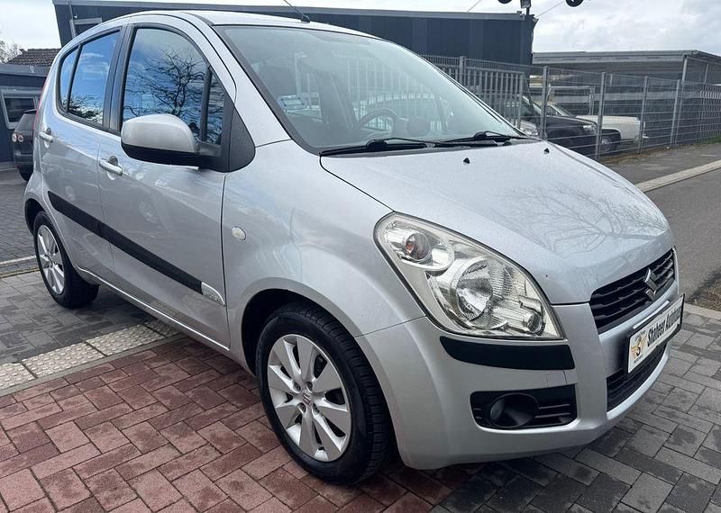 Gebraucht Suzuki Splash Comfort 86 PS (63 kW) 2010 Weiß Kleinwagen