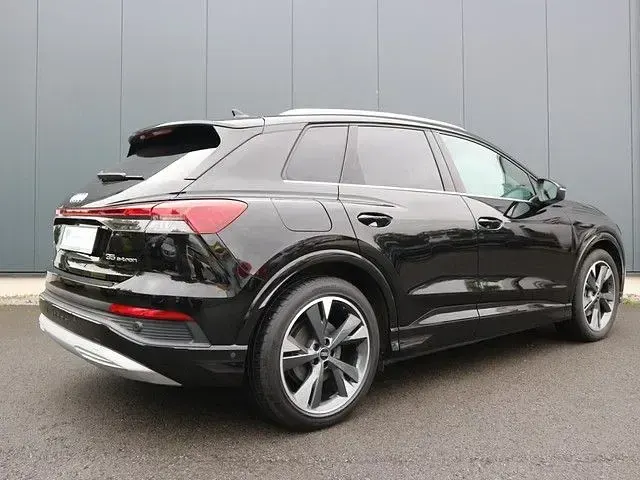 Gebraucht Audi Q4 e-tron Performance 125 kW (170 PS) 2023 Schwarz SUV