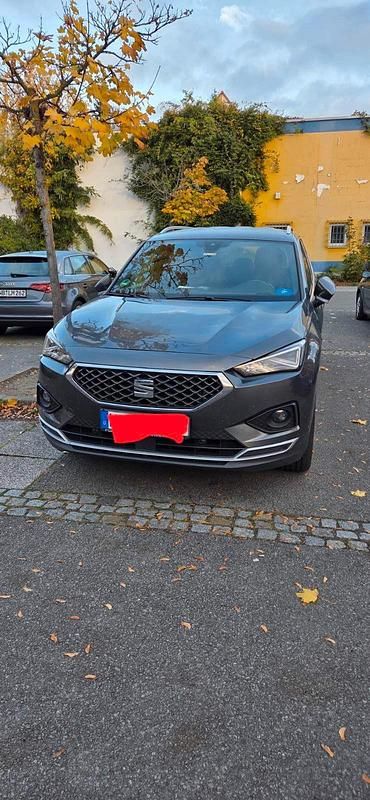 Grau Gebraucht 2019 Seat Tarraco SUV | 21.500 € (Guter Preis) - Bild 1/4