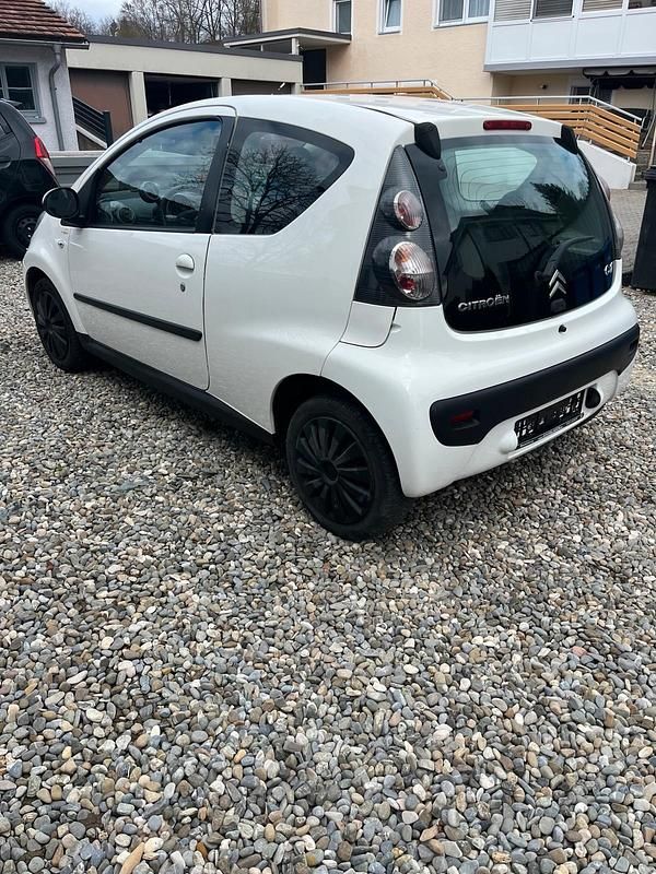 Gebraucht Citroën C1 68 PS (50 kW) 2008 Weiß Kleinwagen
