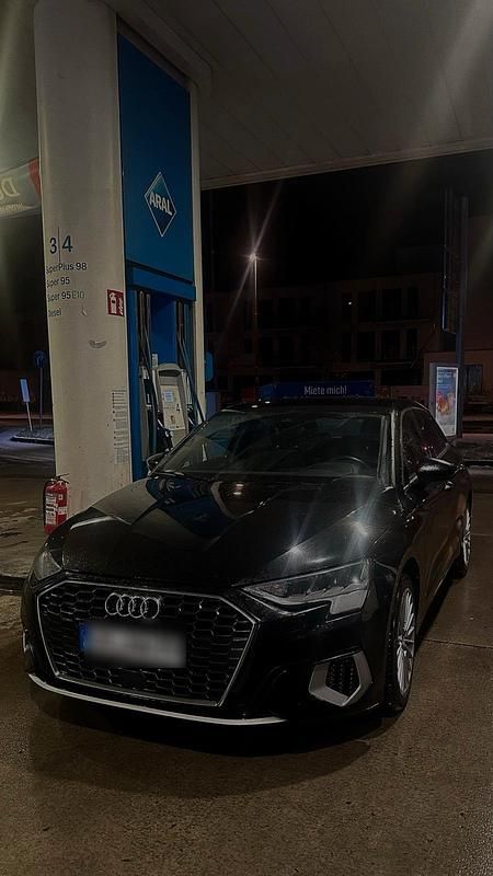 Schwarz Gebraucht 2020 Audi A3 Limousine | 24.000 € (Fairer Preis) - Bild 1/3
