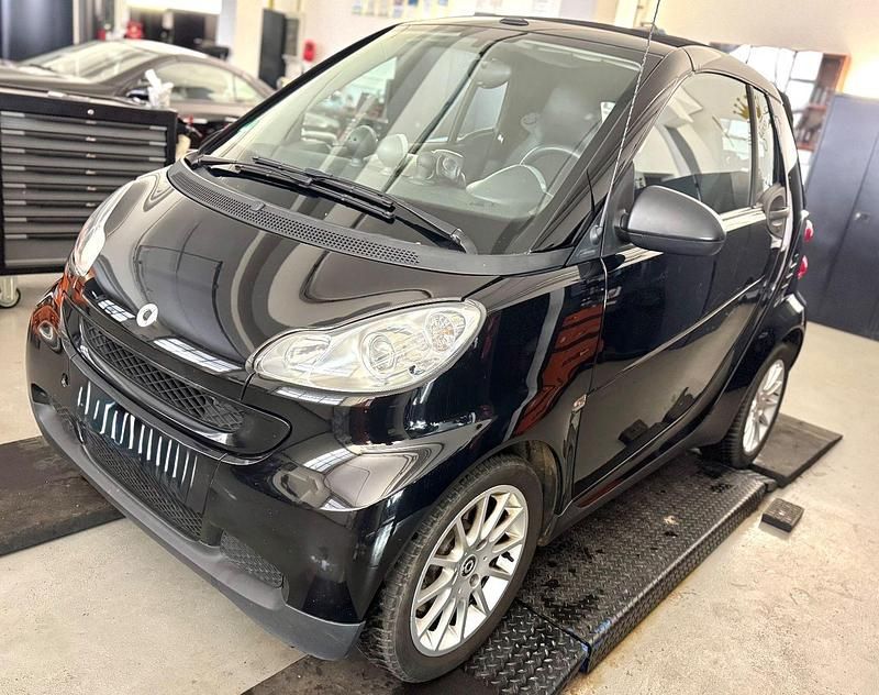 Gebraucht Smart ForTwo Cabrio 84 PS (61 kW) 2007 Schwarz Cabrio