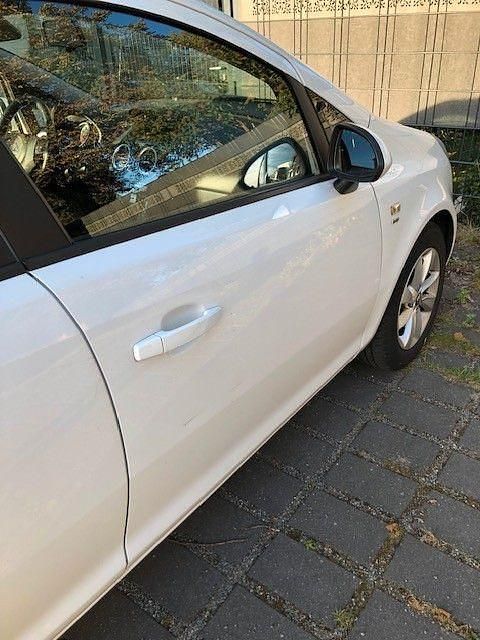 Gebraucht Opel Corsa Energy 101 PS (74 kW) 2014 Weiß Kleinwagen