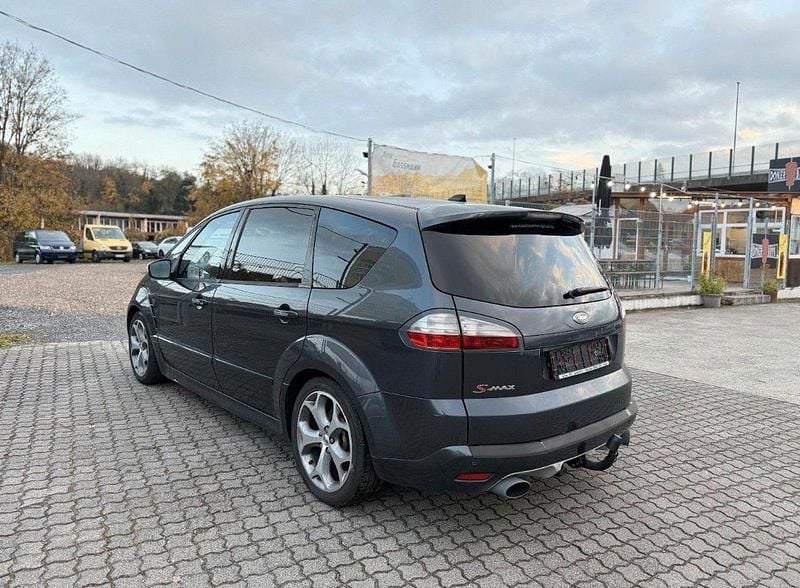Gebraucht Ford S-MAX Titanium S 175 PS (128 kW) 2009 Grau Van / Kleinbus