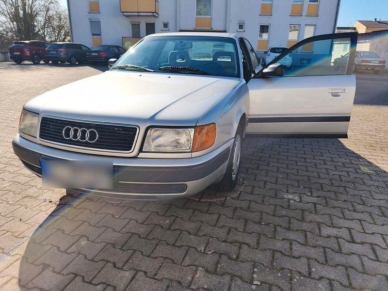 Gebraucht Audi 100 133 PS (97 kW) 1991 Silber Limousine