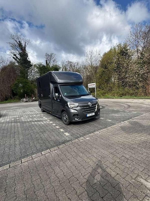 Gebraucht Renault Master 163 PS (119 kW) 2023 Van / Kleinbus
