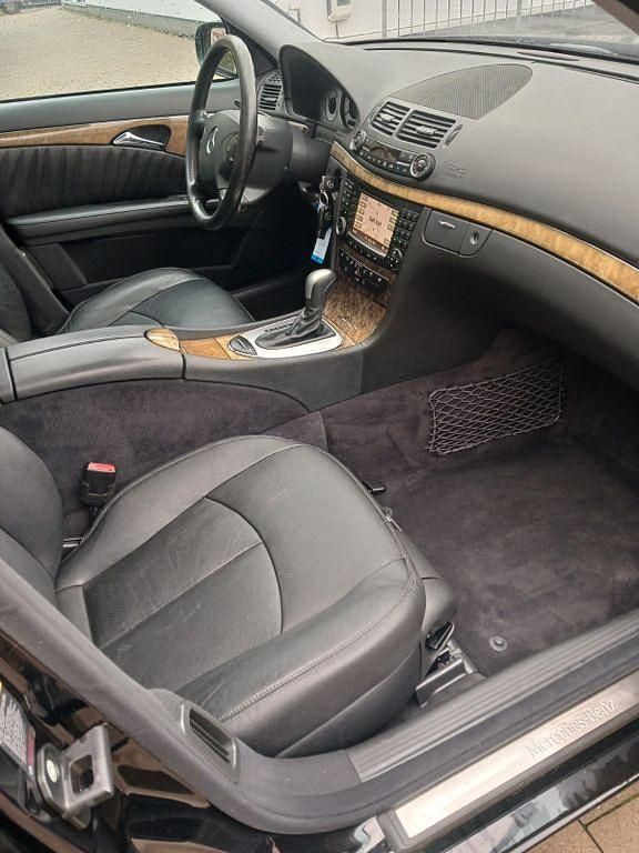 Gebraucht Mercedes E280 Avantgarde 190 PS (139 kW) 2006 Schwarz Kombi