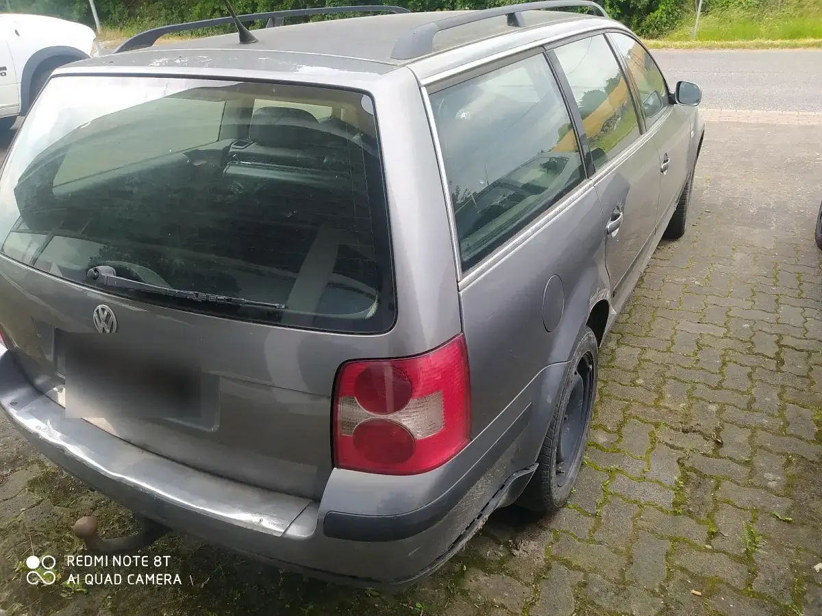 Gebraucht VW Passat 130 PS (95 kW) 2003 Silber Kombi