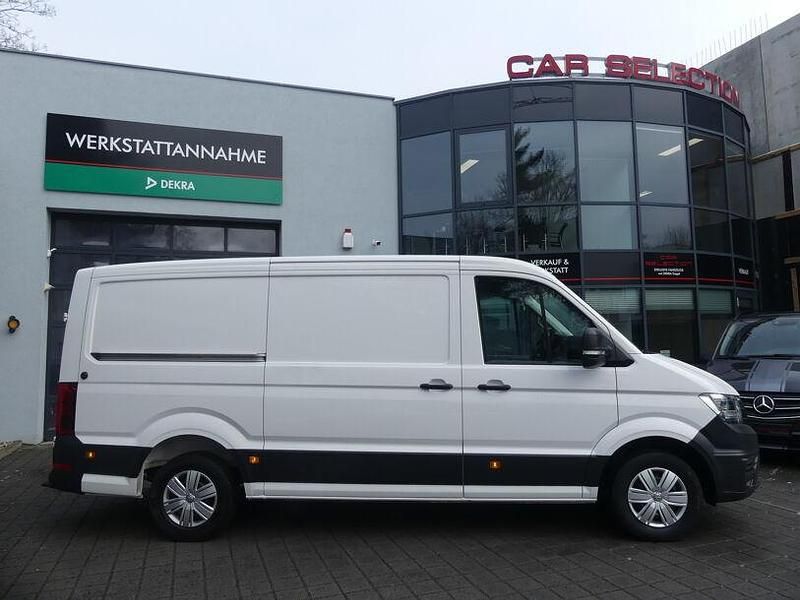 Gebraucht VW Crafter 177 PS (130 kW) 2023 Weiss Van