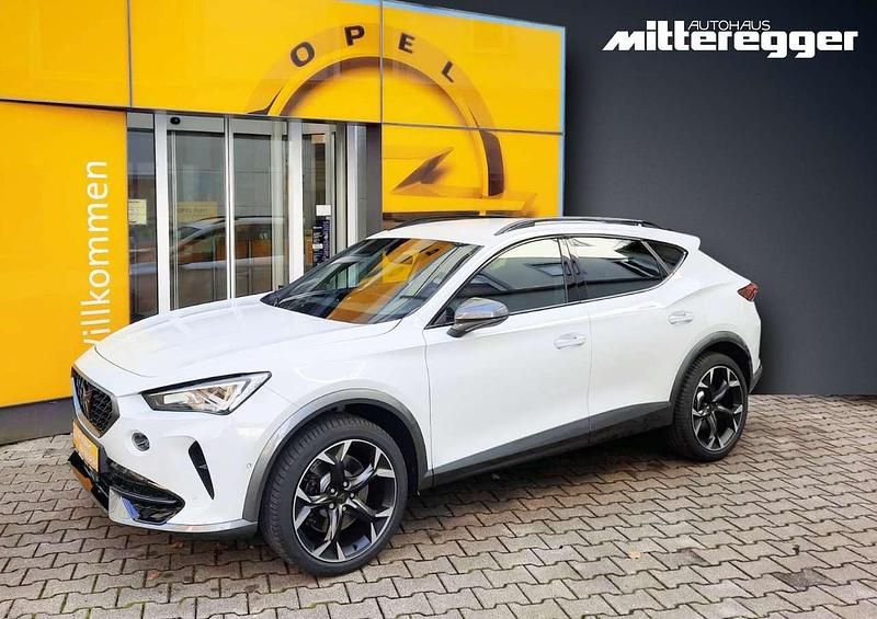 Weiß metallic Gebraucht 2022 Cupra Formentor VZ SUV | 35.980 € (Fairer Preis) - Bild 1/3