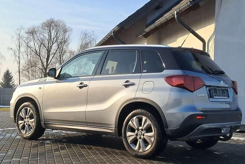 Gebraucht Suzuki Vitara Comfort 129 PS (94 kW) 2021 Silber SUV