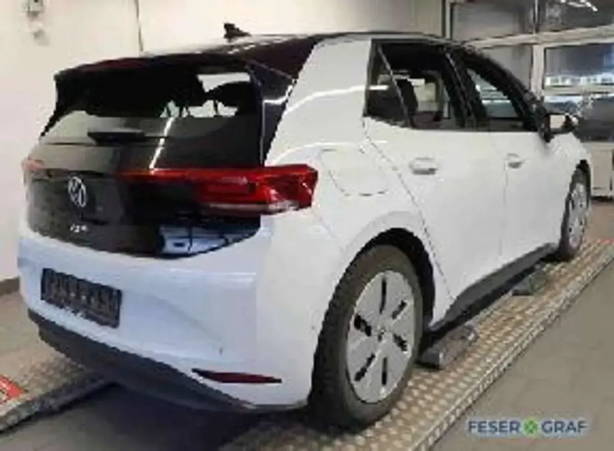 Gebraucht VW ID.3 Pro 150 kW (204 PS) 2024 Weiß Kleinwagen