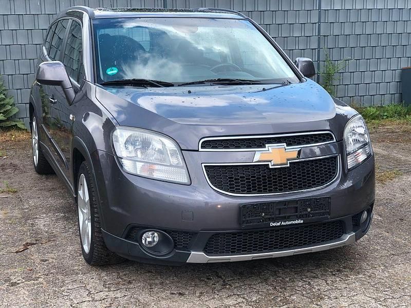 Grau Gebraucht 2012 Chevrolet Orlando LTZ Limousine | 7.300 € (Fairer Preis) - Bild 1/4