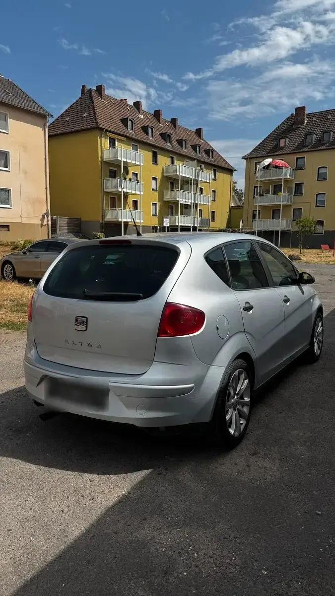 Gebraucht Seat Altea 102 PS (75 kW) 2007 Silber Kombi