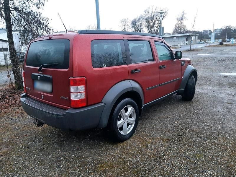 Gebraucht Dodge Nitro 205 PS (150 kW) 2007 Rot SUV