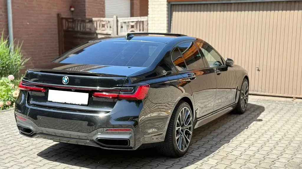 Gebraucht BMW 730 Performance 286 PS (210 kW) 2019 Schwarz Limousine