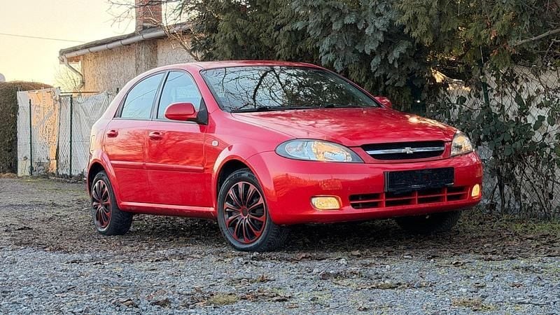 Gebraucht Chevrolet Lacetti 106 PS (77 kW) 2006 Rot Kombi