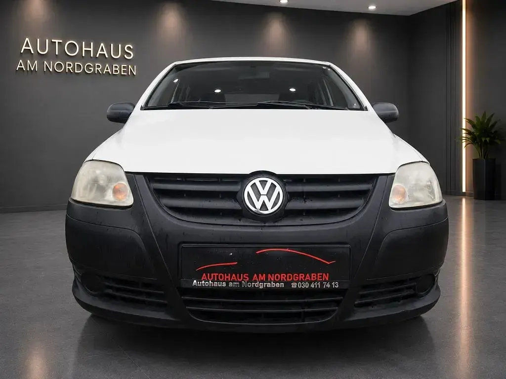 Gebraucht VW Fox Basis 54 PS (39 kW) 2007 Weiß Kleinwagen
