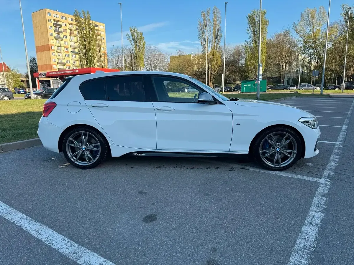 Gebraucht BMW M135 326 PS (239 kW) 2015 Weiß Kleinwagen