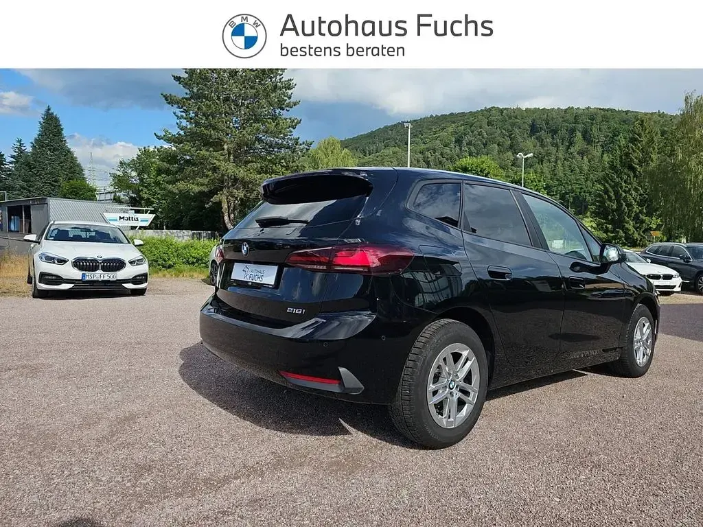 Gebraucht BMW 216 Active Tourer Sport Line 122 PS (89 kW) 2023 Schwarz ii Van / Kleinbus