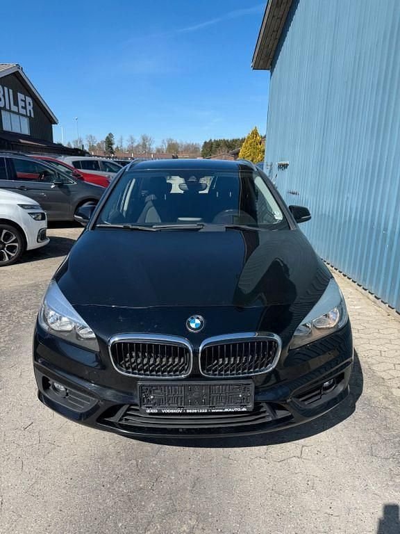 Gebraucht BMW 218 Active Tourer 150 PS (110 kW) 2014 Schwarz Van / Kleinbus