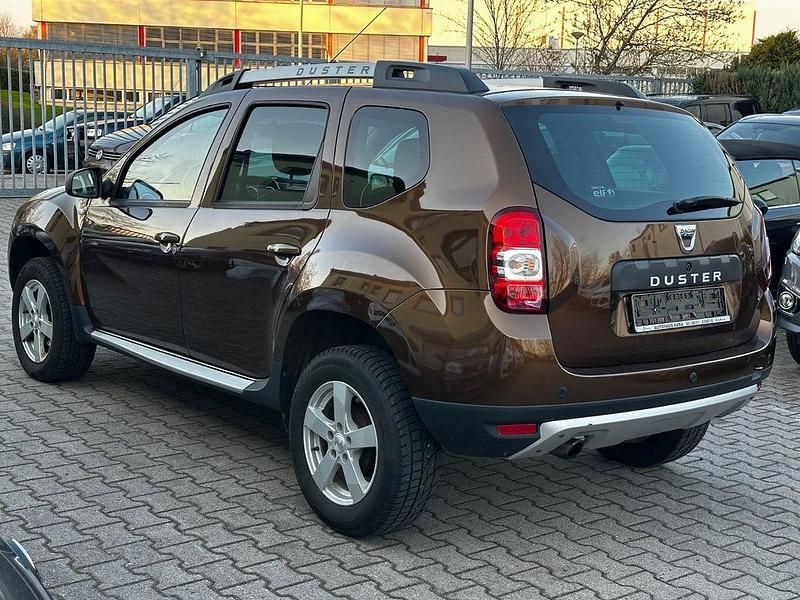 Gebraucht Dacia Duster Prestige 125 PS (91 kW) 2014 Braun SUV