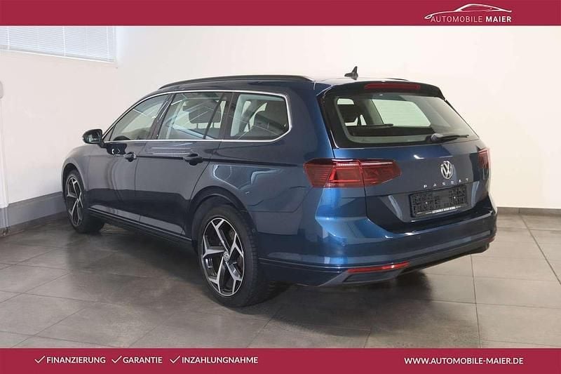 Usata VW Passat Business 190 CV (139 kW) 2020 Blu Station wagon