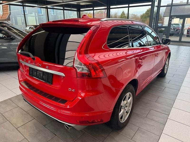 Gebraucht Volvo XC60 R-Design 190 PS (139 kW) 2016 Rot SUV