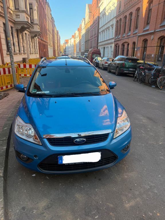 Blau Gebraucht 2008 Ford Focus Style Kombi | 1.800 € (Fairer Preis) - Bild 1/4