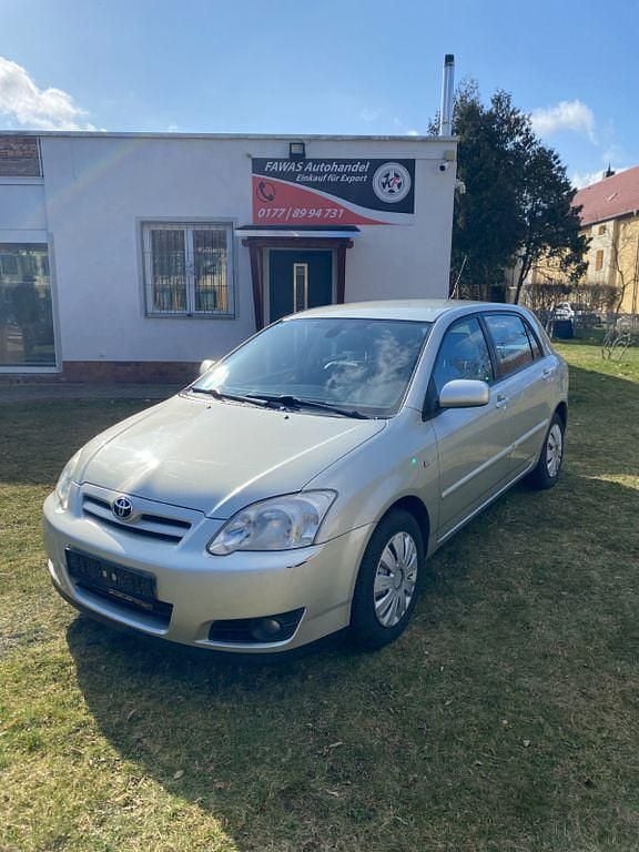 Gebraucht Toyota Corolla Executive 116 PS (85 kW) 2004 Silber Limousine