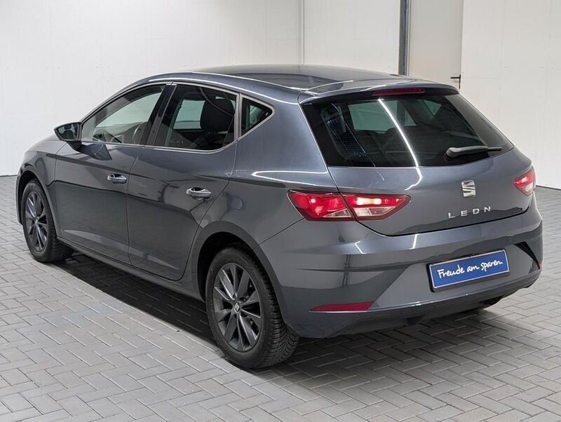 Gebraucht Seat Leon 131 PS (96 kW) 2019 Grau (magnetictechgraumet.) Limousine