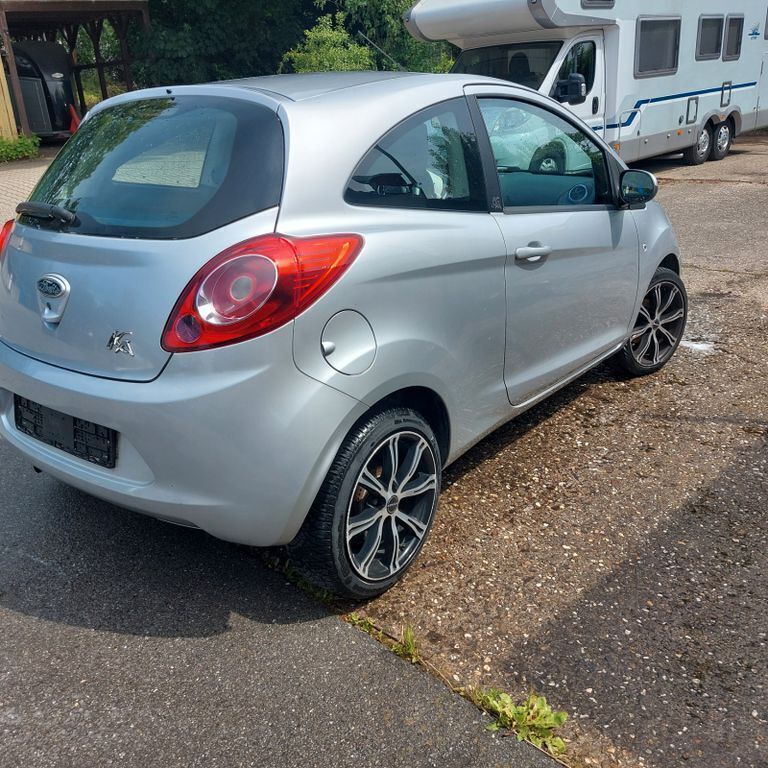 Silber Gebraucht 2010 Ford Ka Ambiente Kleinwagen | 950 € (Superpreis) - Bild 1/4