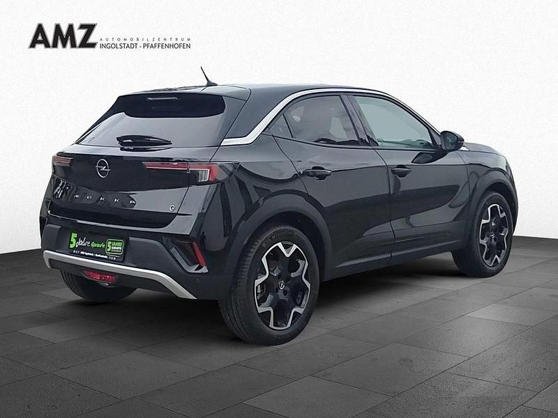 Gebraucht Opel Mokka-e drive 100 kW (136 PS) 2025 Karbon schwarz SUV