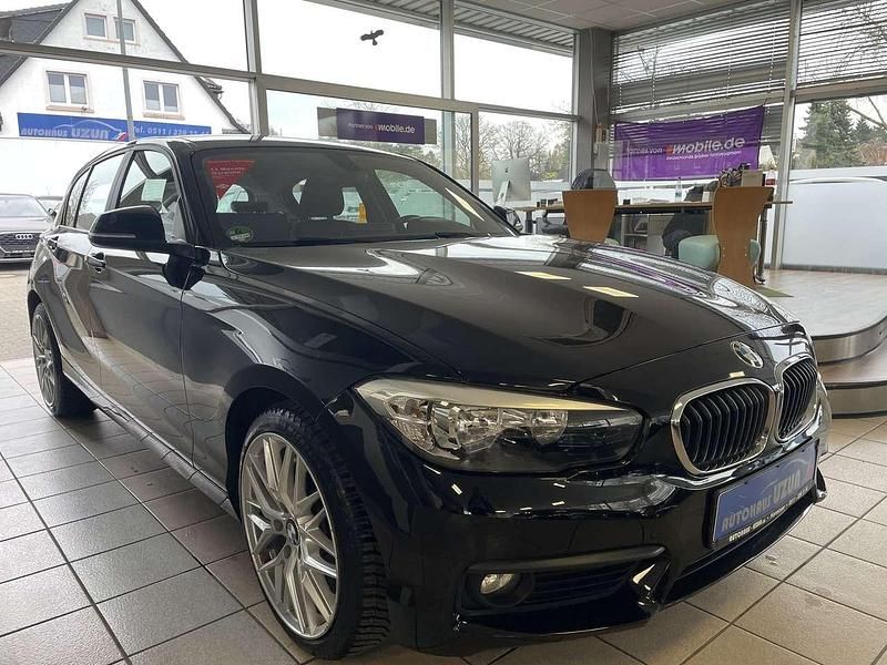 Gebraucht BMW 118 Advantage 136 PS (100 kW) 2018 Schwarz Kleinwagen
