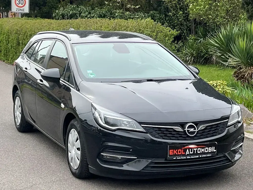 Second-hand Opel Astra 105 CP (77 kW) 2020 Negru Break