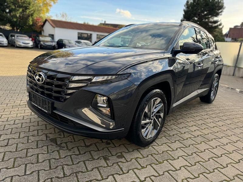 Gebraucht Hyundai Tucson Select 150 PS (110 kW) 2021 Grau SUV