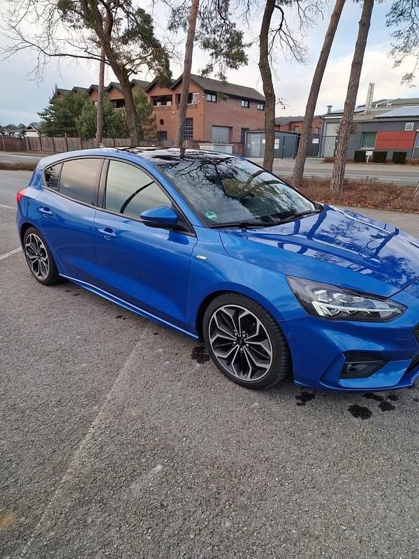 Gebraucht Ford Focus ST-Line 120 PS (88 kW) 2019 Blau Kleinwagen