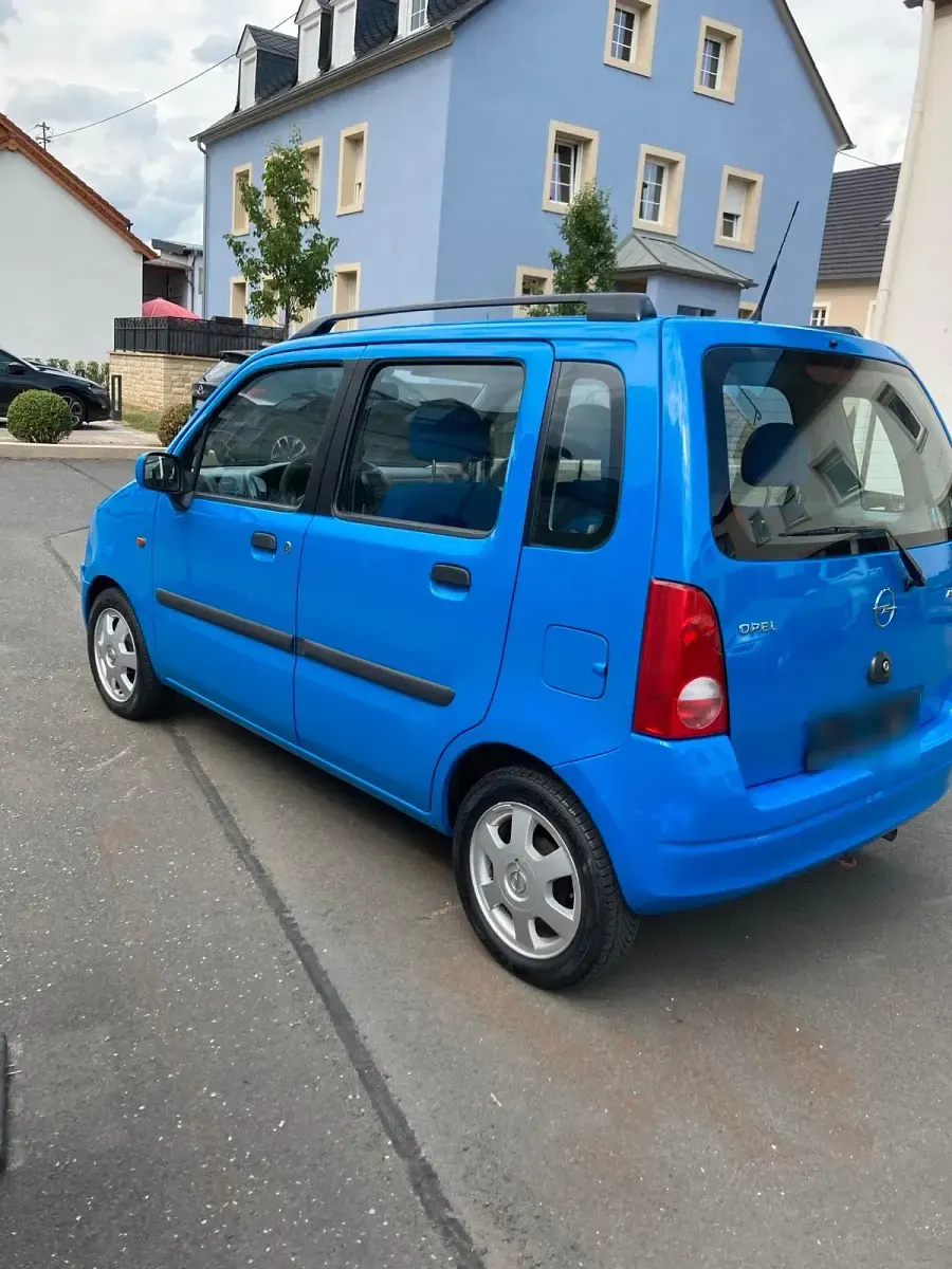 Gebraucht Opel Agila 75 PS (55 kW) 2001 Blau Van / Kleinbus