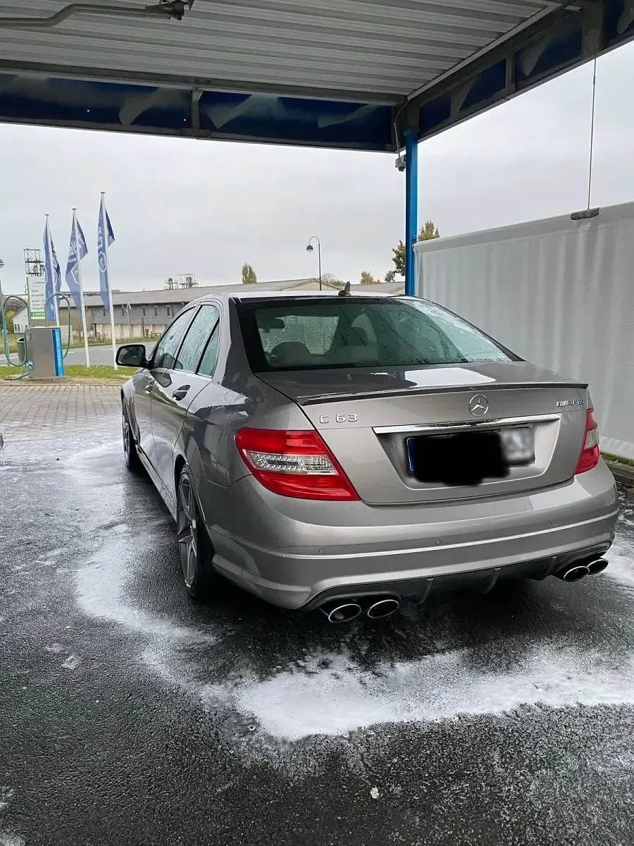 Gebraucht Mercedes C63 AMG AMG 457 PS (336 kW) 2010 Grau Limousine