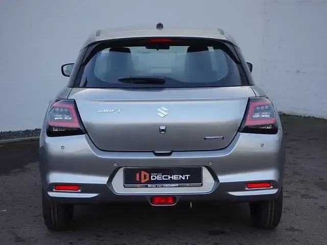 Neu Suzuki Swift Club 82 PS (60 kW) 2026 Silber Kleinwagen