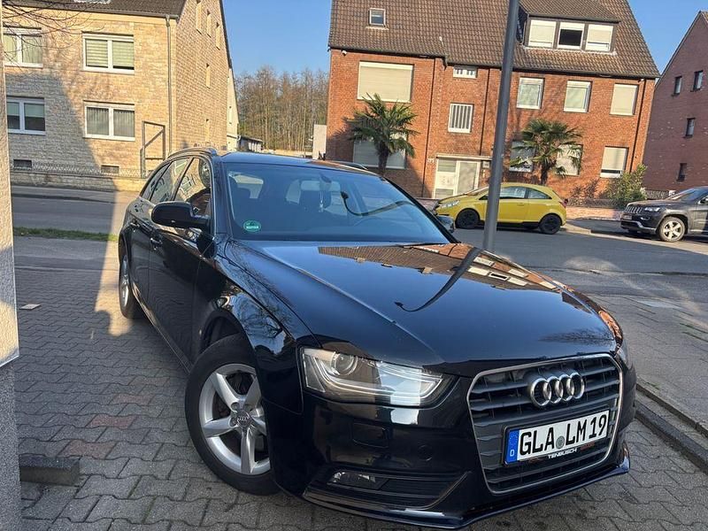 Gebraucht Audi A4 Ambition 143 PS (105 kW) 2012 Schwarz Kombi