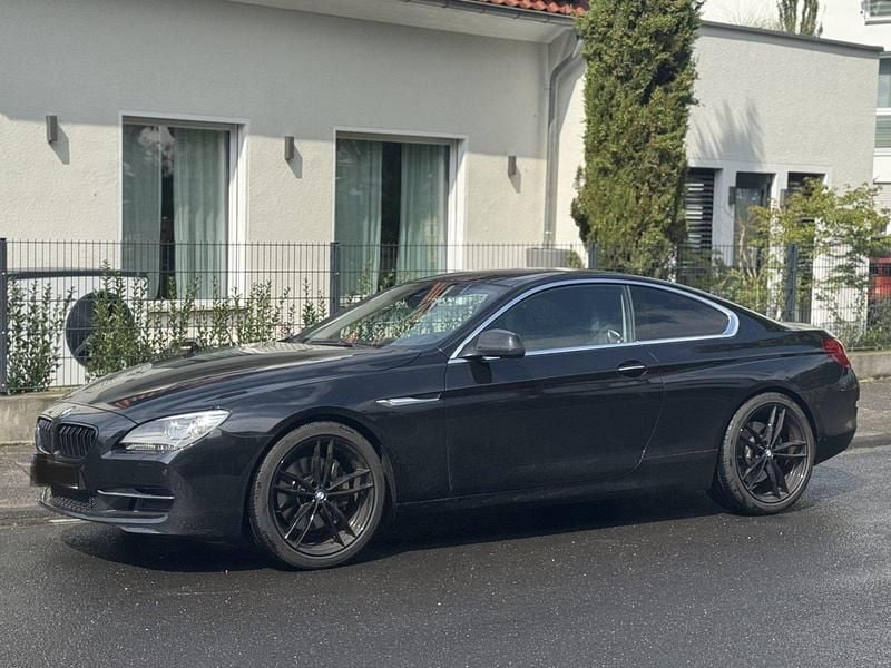 Schwarz Gebraucht 2013 BMW 640 Coupé | 26.500 € (Fairer Preis) - Bild 1/4
