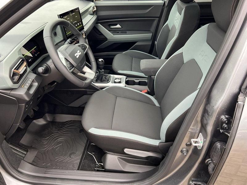 Neu Dacia Bigster Extreme 131 PS (96 kW) 2025 Dolomitgrau SUV