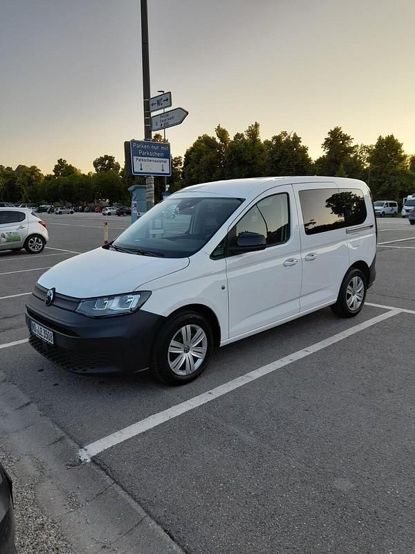 Gebraucht VW Caddy 114 PS (83 kW) 2022 Weiß Van / Kleinbus