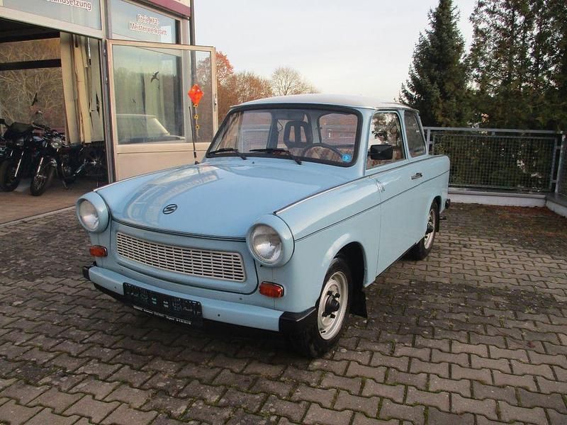 Blau Gebraucht 1990 Trabant 601 Limousine | 10.900 € - Bild 1/4