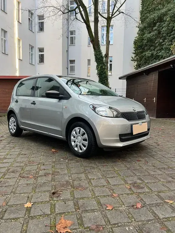 Gebraucht Skoda Citigo Active 60 PS (44 kW) 2015 Silber Kleinwagen