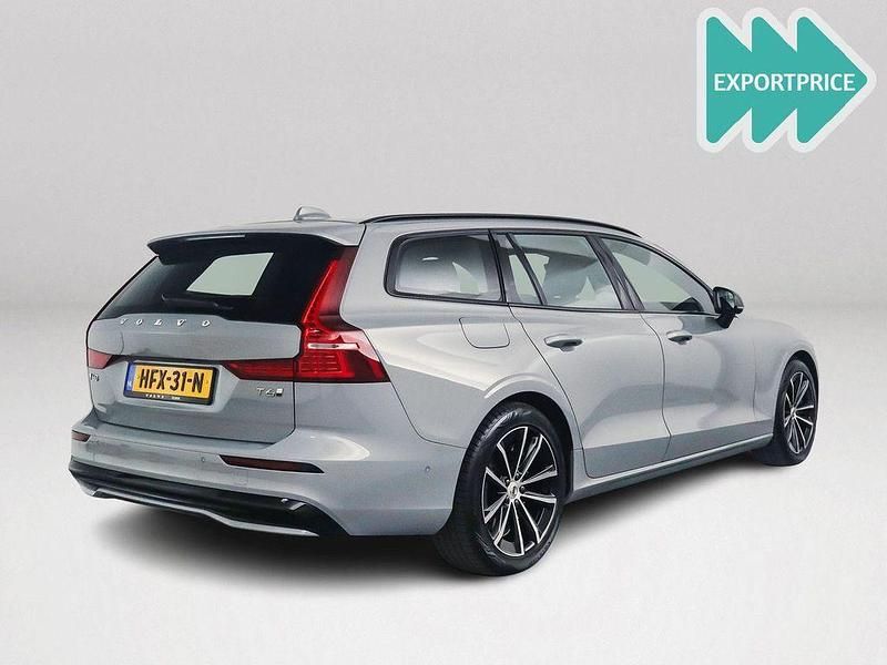 Gebraucht Volvo V60 Plus 349 PS (256 kW) 2025 Grau Kombi