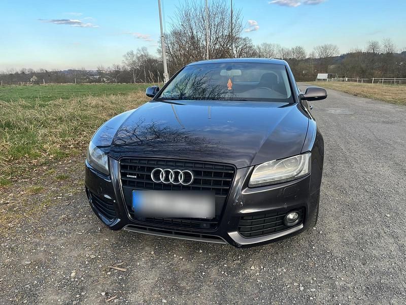 Violet Gebraucht 2011 Audi A5 Coupé | 10.000 € (Guter Preis) - Bild 1/4