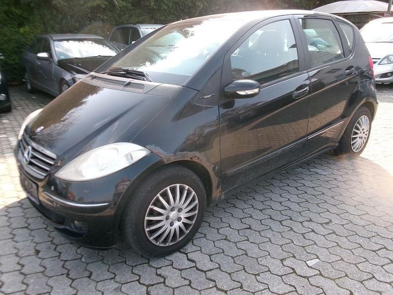 Gebraucht Mercedes A170 116 PS (85 kW) 2006 Rot Van / Kleinbus